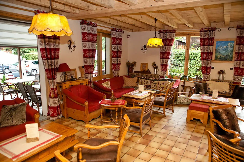 Le Gai Soleil Megeve Hotel 2*,  France